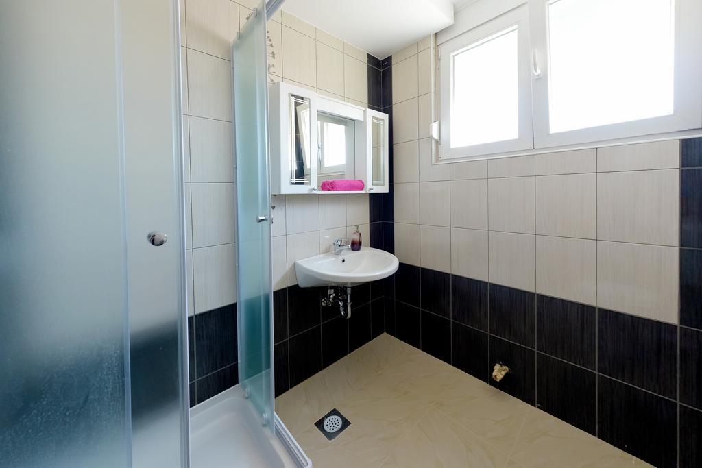 Cozy Two-Bedroom Apartment Zadar Habitación foto